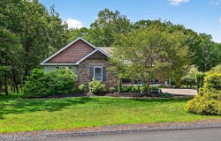 10 E Players Way, Hazleton, PA 18202