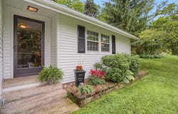 217 HILLTOP Road, Lewisburg, PA 17837