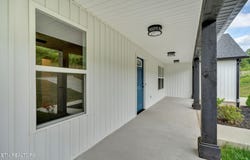 143 Middle Glen Rd, Maynardville, TN 37807