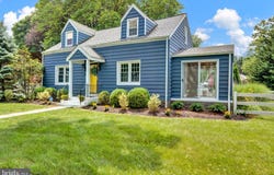 10 SHAW DRIVE, KINGSTON, NJ 08528