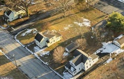 39 MAIN STREET, PILESGROVE, NJ 08098