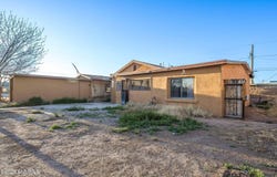990 Brownlee Avenue, Las Cruces, NM 88005