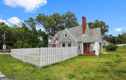 607 WELLHAM AVENUE, GLEN BURNIE, MD 21061