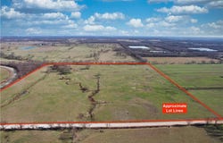 40ac Tucker  RD, Gravette, AR 72736