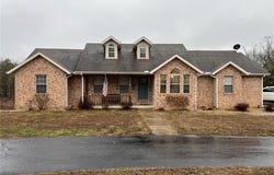 22120 HWY N, Lebanon, MO 65536