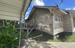 628 S 12th Street, Chickasha, OK 73018
