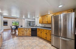 2232 Eagle Lane, Overgaard, AZ 85933