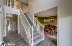 12828 Timberline Drive, Urbandale, IA 50323