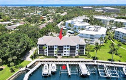 543 Bay Colony Drive N, Juno Beach, FL 33408