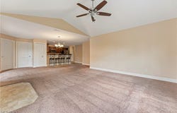 217 Woodbury Glen Street, Hartville, OH 44632