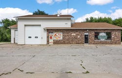 126 Franklin Street, Center Point, IA 52213