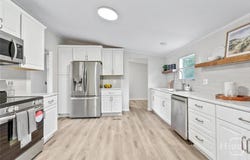 302 Mockingbird Drive, Springfield, GA 31329