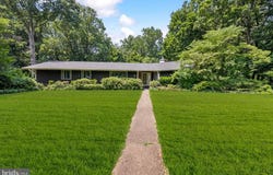 16 LENAPE TRAIL, WENONAH, NJ 08090
