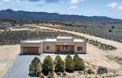 14 Desert Flower, Taos, NM 87571-4944