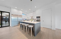 2435 N R St, Washougal, WA 98671