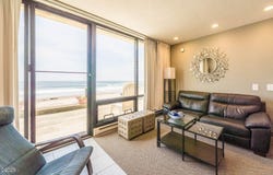4009 SW Highway 101, Lincoln City, OR 97367