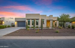 11717 W RED HAWK Drive, Peoria, AZ 85383