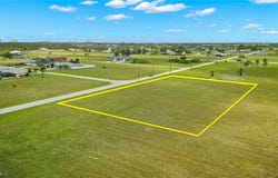 1704 NE 21st Street, Cape Coral, FL 33909