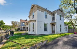 416 Manchester, Aurora, IN 47001