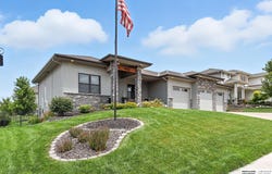 11518 Cooper Street, Papillion, NE 68046
