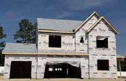917 Peckham Lp, Aberdeen, NC 28315