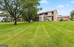 372 IRVINGTON PLACE, EAST WINDSOR, NJ 08520