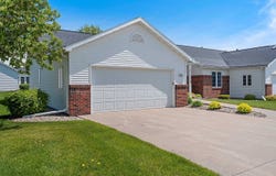 923 W WINDTREE Drive, APPLETON, WI 54914