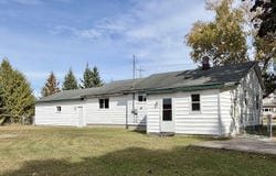 215 N 1st Street, Manistique, MI 49854