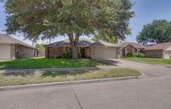 804 Simon Drive, Cedar Hill, TX 75104