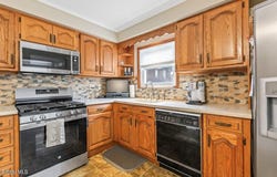 236 Cherry Street, Schenectady, NY 12306