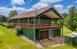 5341 N Lick Creek Road, Carbondale, IL 62902