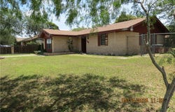 1100 E Gramman Street, Beeville, TX 78102