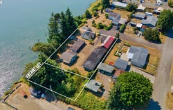 532 LIMNELL St, CoosBay, OR 97420