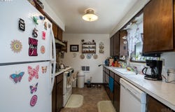 110 W C ST, Rainier, OR 97048