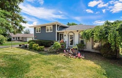 0n352 Sunset Avenue, West Chicago, IL 60185