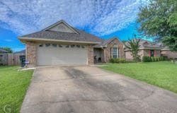 3305 Williamsburg Drive, Bossier City, LA 71112