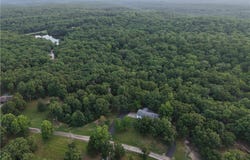10406 Wildwood Drive, Versailles, MO 65084
