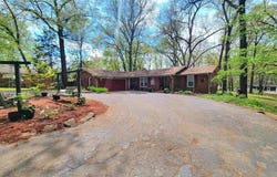145 Southwind Ct, Hartford, KY 42347