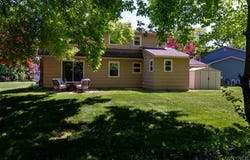 18 Tree Top Drive, Penfield, NY 14625
