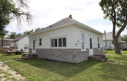 200 S NOYES Street, MONDAMIN, IA 51557