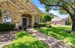 1301 WESTERN RIDGE Drive, Woodway, TX 76712