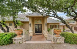 101 Cross Bow, Horseshoe Bay, TX 78657