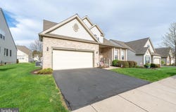 2927 LIFFORD LANE, MACUNGIE, PA 18062