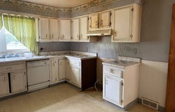 324 Academy Pl, Syracuse, NY 13207