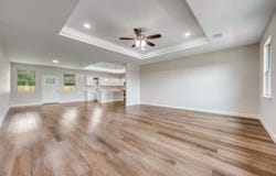 1704 Kings Lane, Commerce, TX 75428