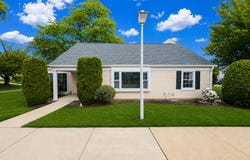 243C Mayflower Way, Monroe, NJ 08831