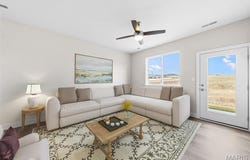 887 Walter Way, Washington, MO 63090