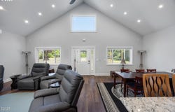 1060 NW SUNSET DR, Toledo, OR 97391