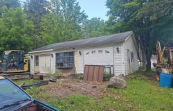 409 Front Street, New Albany, PA 18833