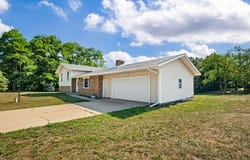 10239 Painter School Road, Berrien Center, MI 49102